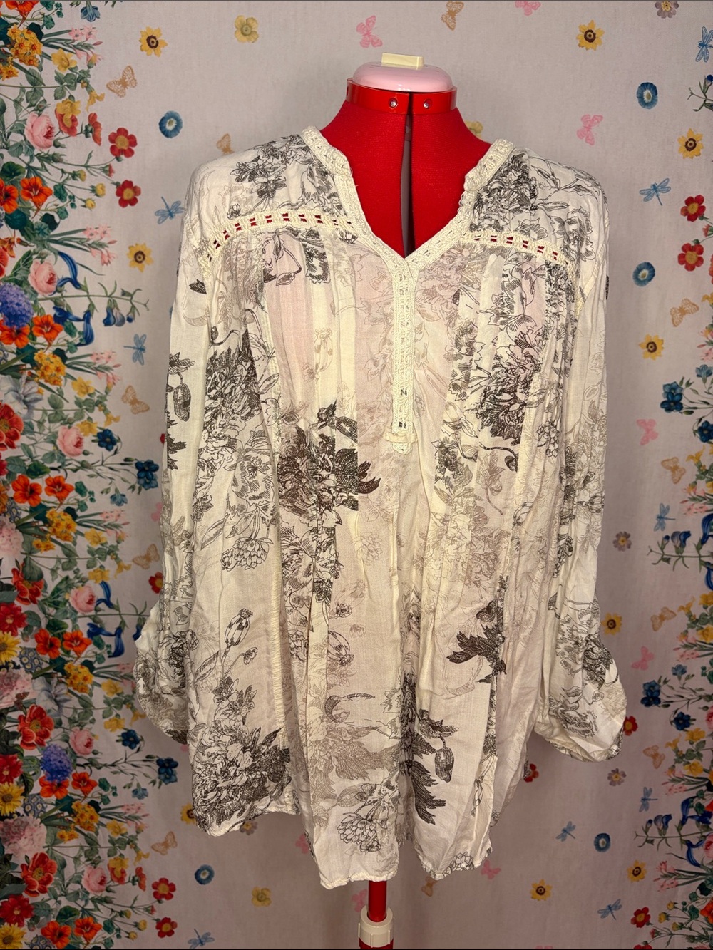 Vintage America Blues - Romantic Flirty Cream Floral Lace-Trim Boho Tunic Top